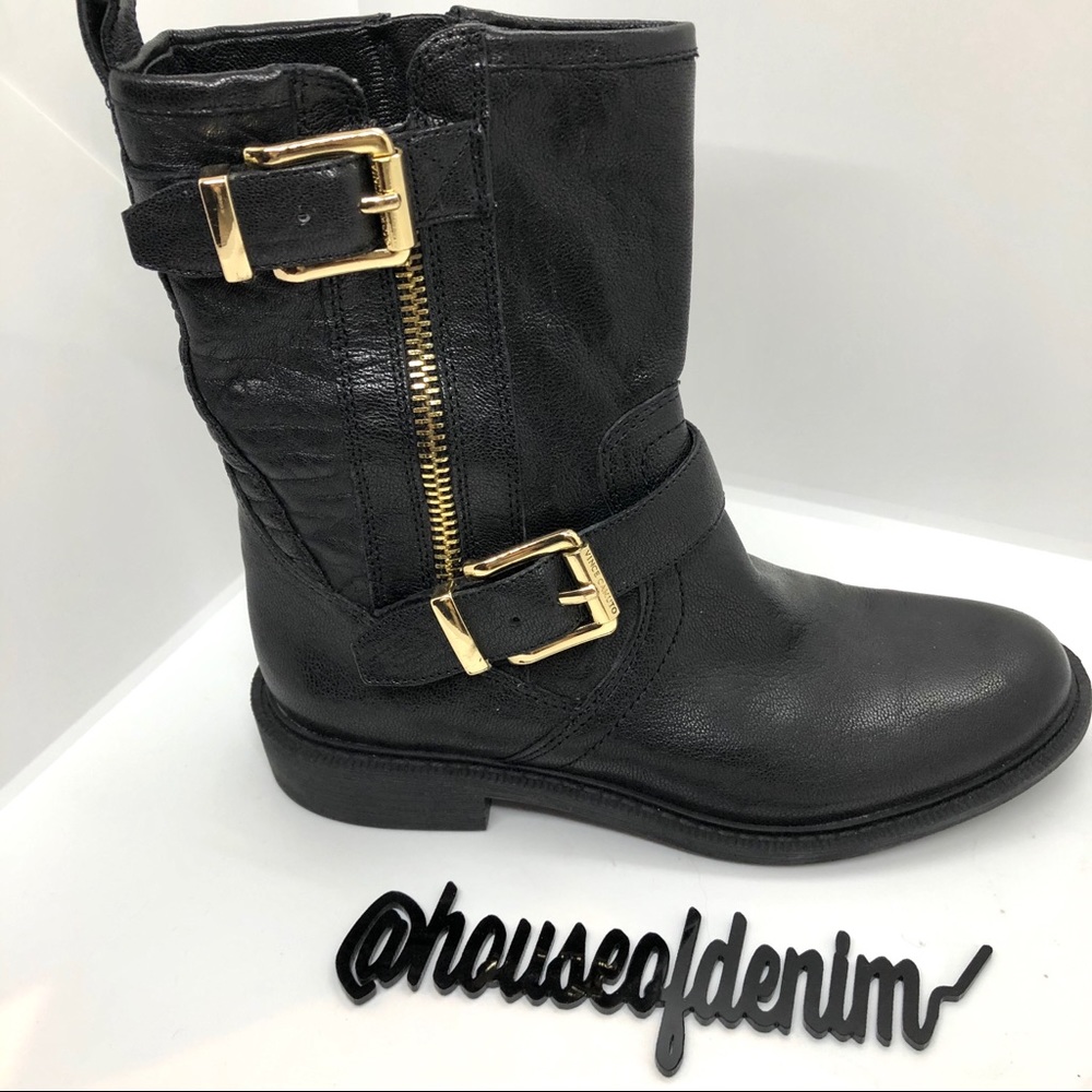NEW ~ VINCE CAMUTO • Leather MoTo Boots Size 6